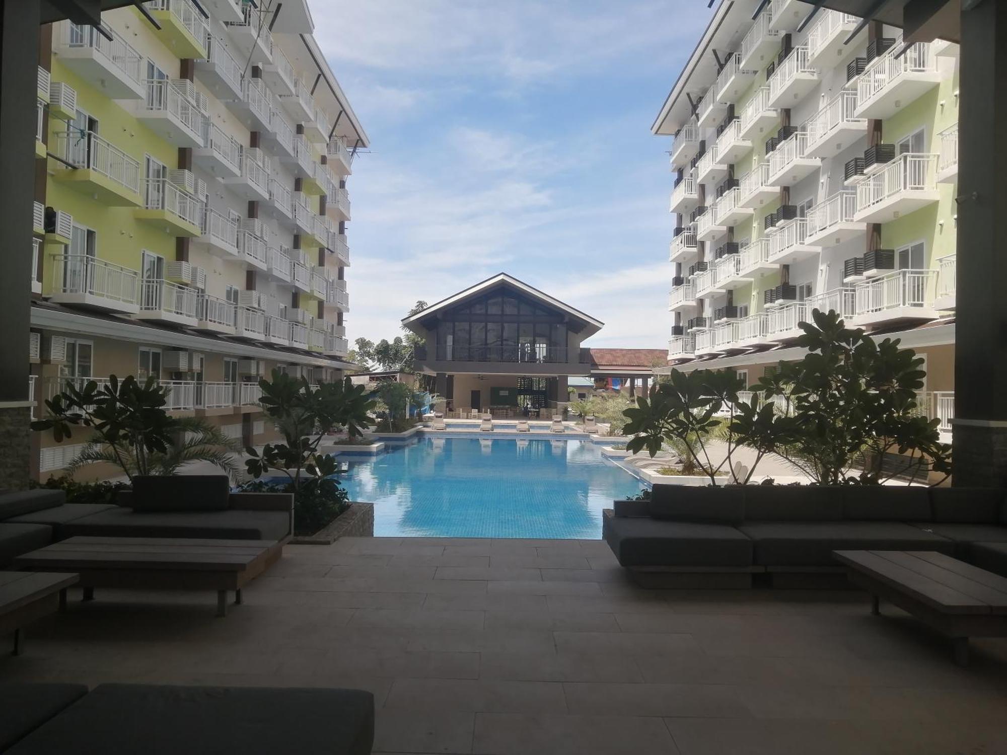 Condo Azur Suites A125 Amani Resorts Residences , 5 Minutes Airport, Netflix, Stylish, Cozy With Luxurious Swimming Pool Мактан Экстерьер фото